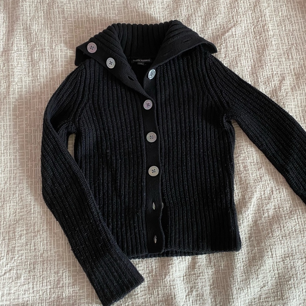 Collared button up sweater - Picture 3 of 6